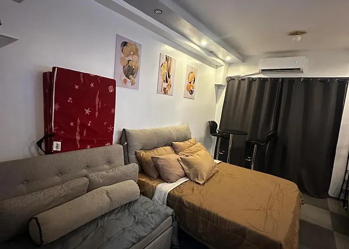 Affordable Staycation Near Moa & Naia, Ps4, Wifi Apartment Manila