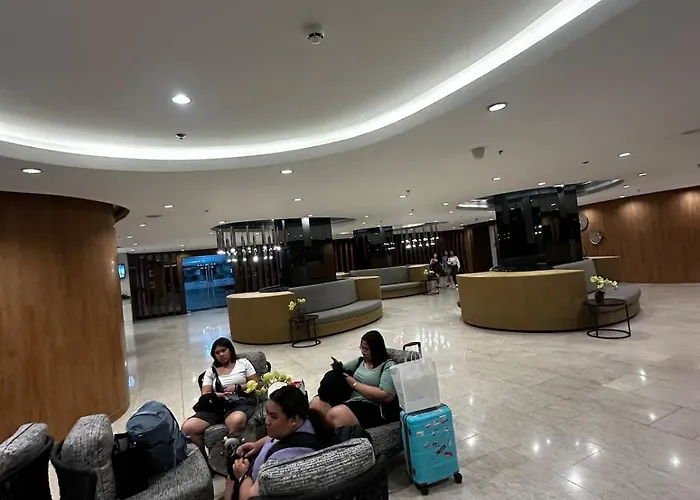 Apartment Affordable Staycation Near Moa & Naia, Ps4, Wifi *