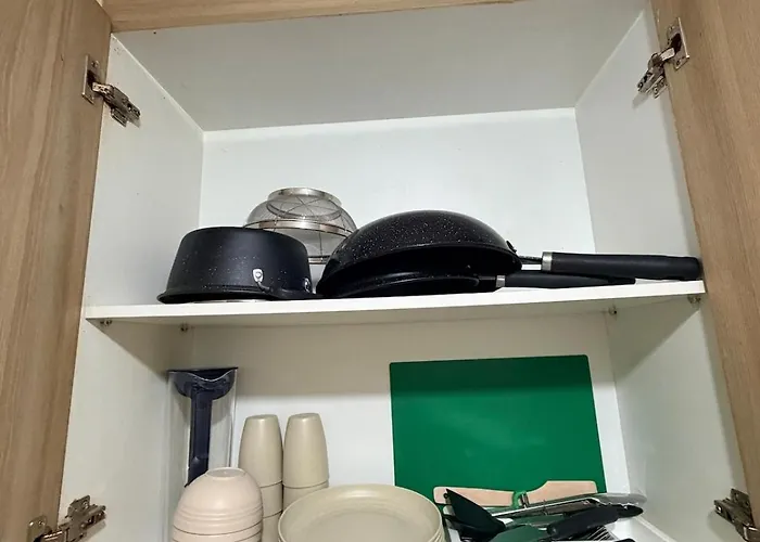 Affordable Staycation Near Moa & Naia, Ps4, Wifi Apartment