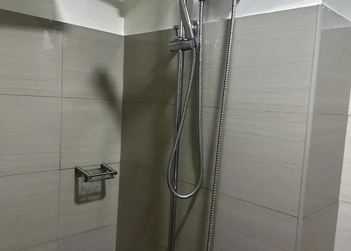 Affordable Staycation Near Moa & Naia, Ps4, Wifi *
